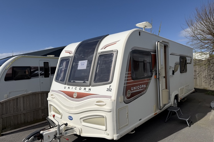 Bailey Unicorn Cadiz